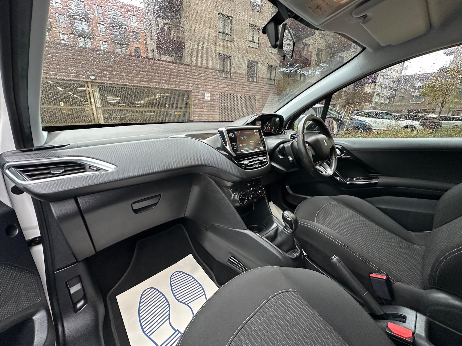 Used Peugeot 208 2017 for sale - 76671654: Photo 47