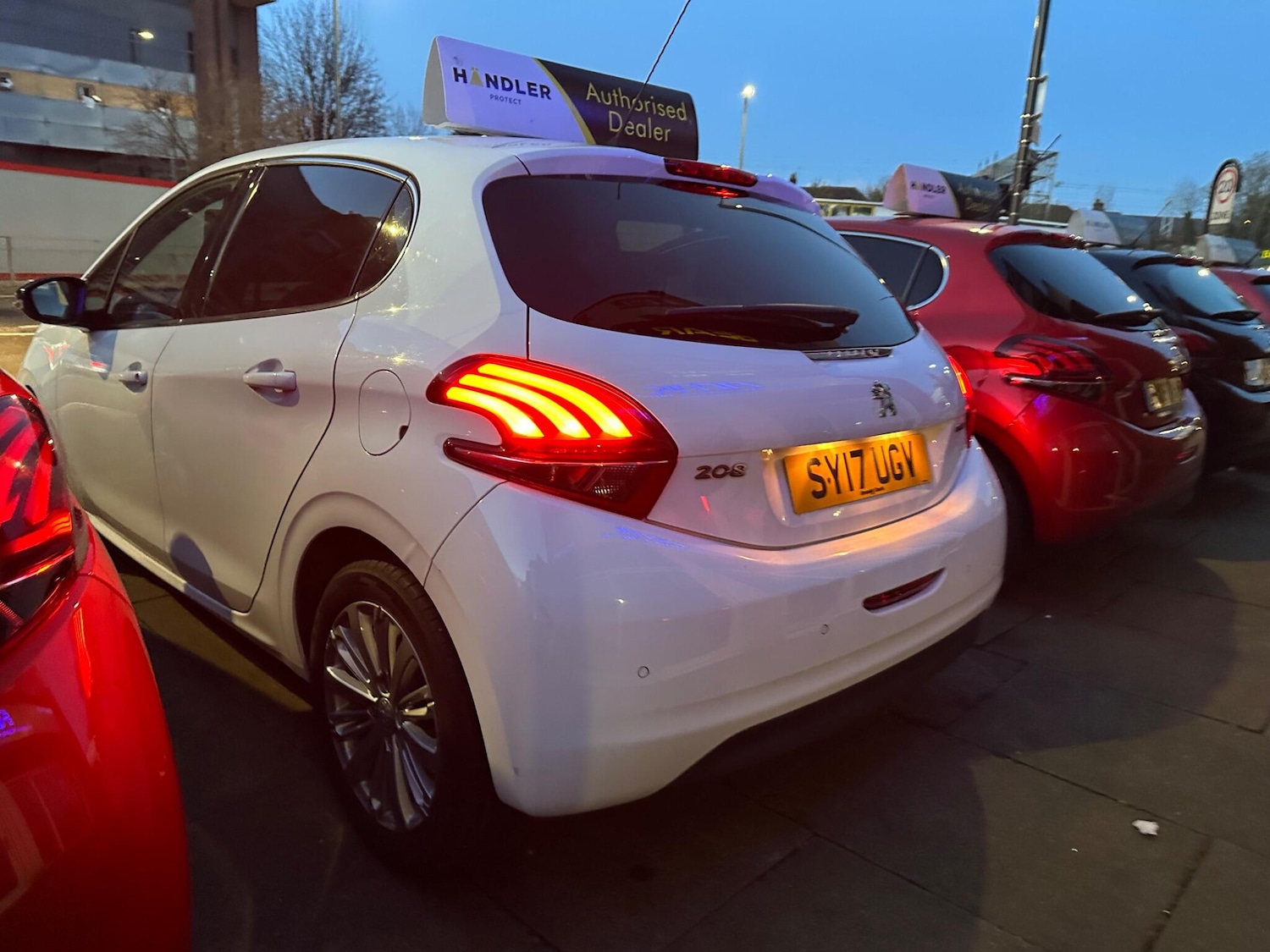 Used Peugeot 208 2017 for sale - 76671654: Photo 8