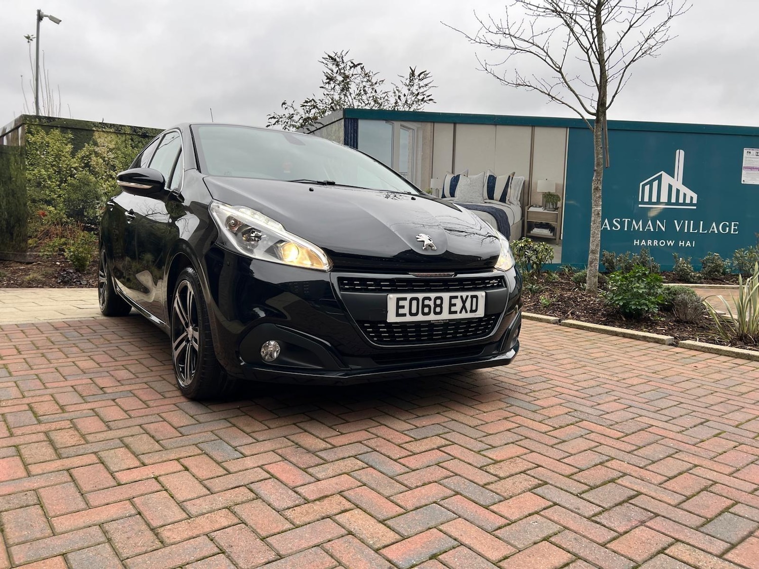 Used Peugeot 208 2018 for sale - 77029209: Photo 23