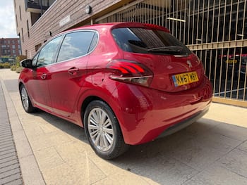 Used Peugeot 208 2018 for sale - 79646004: Photo