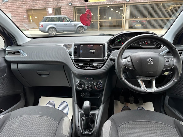 Used Peugeot 208 2015 for sale - 76021205: Photo 24