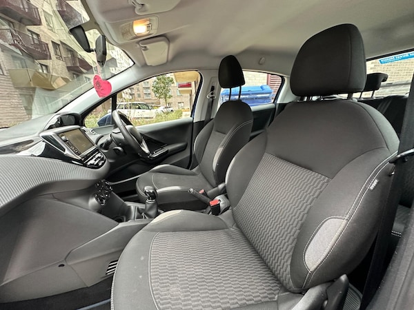 Used Peugeot 208 2015 for sale - 76021205: Photo 25