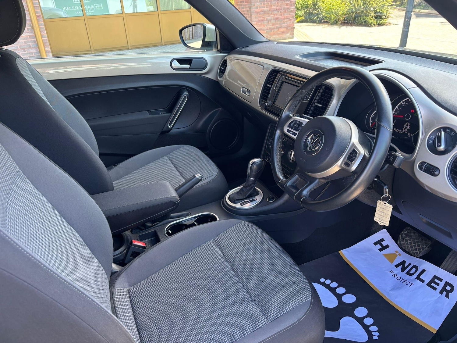 Used Volkswagen Beetle 2016 for sale - 78156609: Photo 47