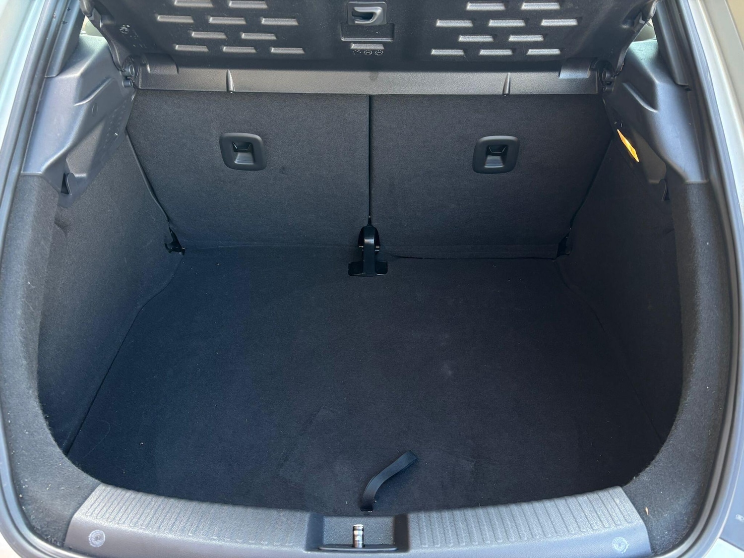 Used Volkswagen Beetle 2016 for sale - 78156609: Photo 63