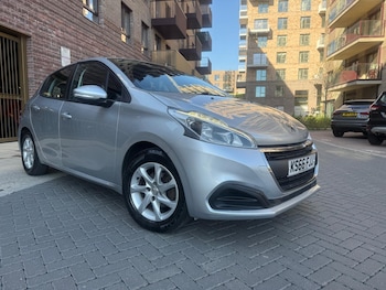 Used Peugeot 208 2016 for sale - 75494080: Photo