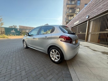 Used Peugeot 208 2016 for sale - 75494080: Photo