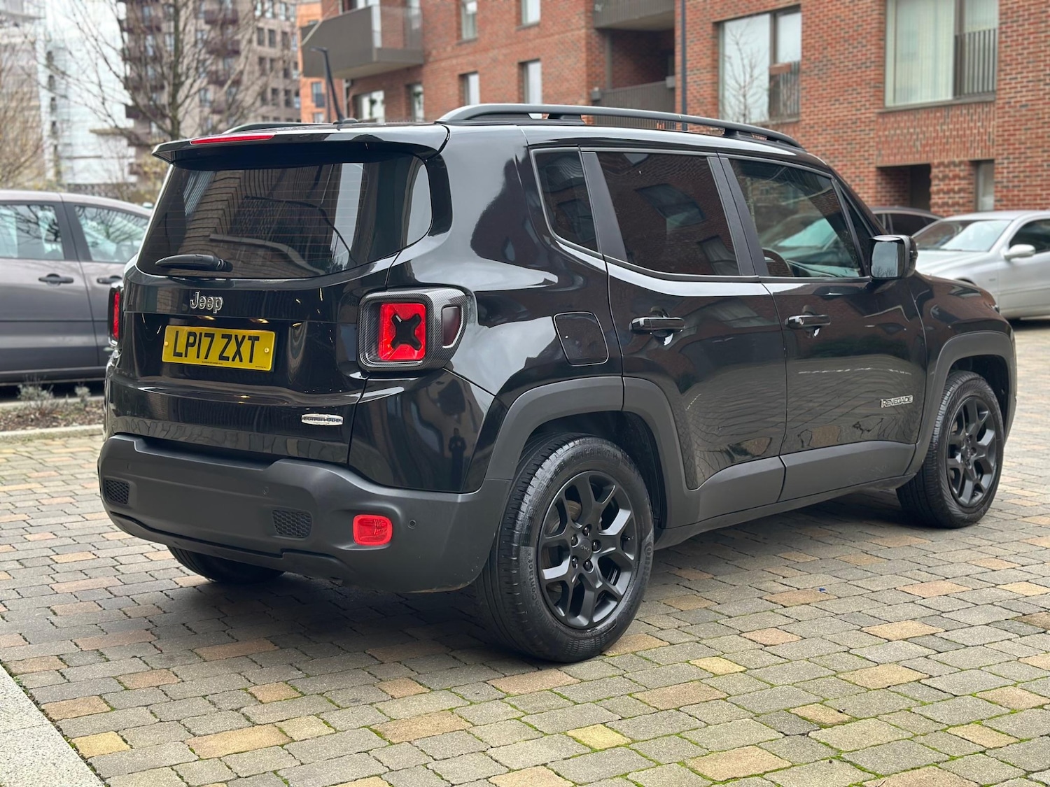 Used Jeep Renegade 2017 for sale - 76042032: Photo 10