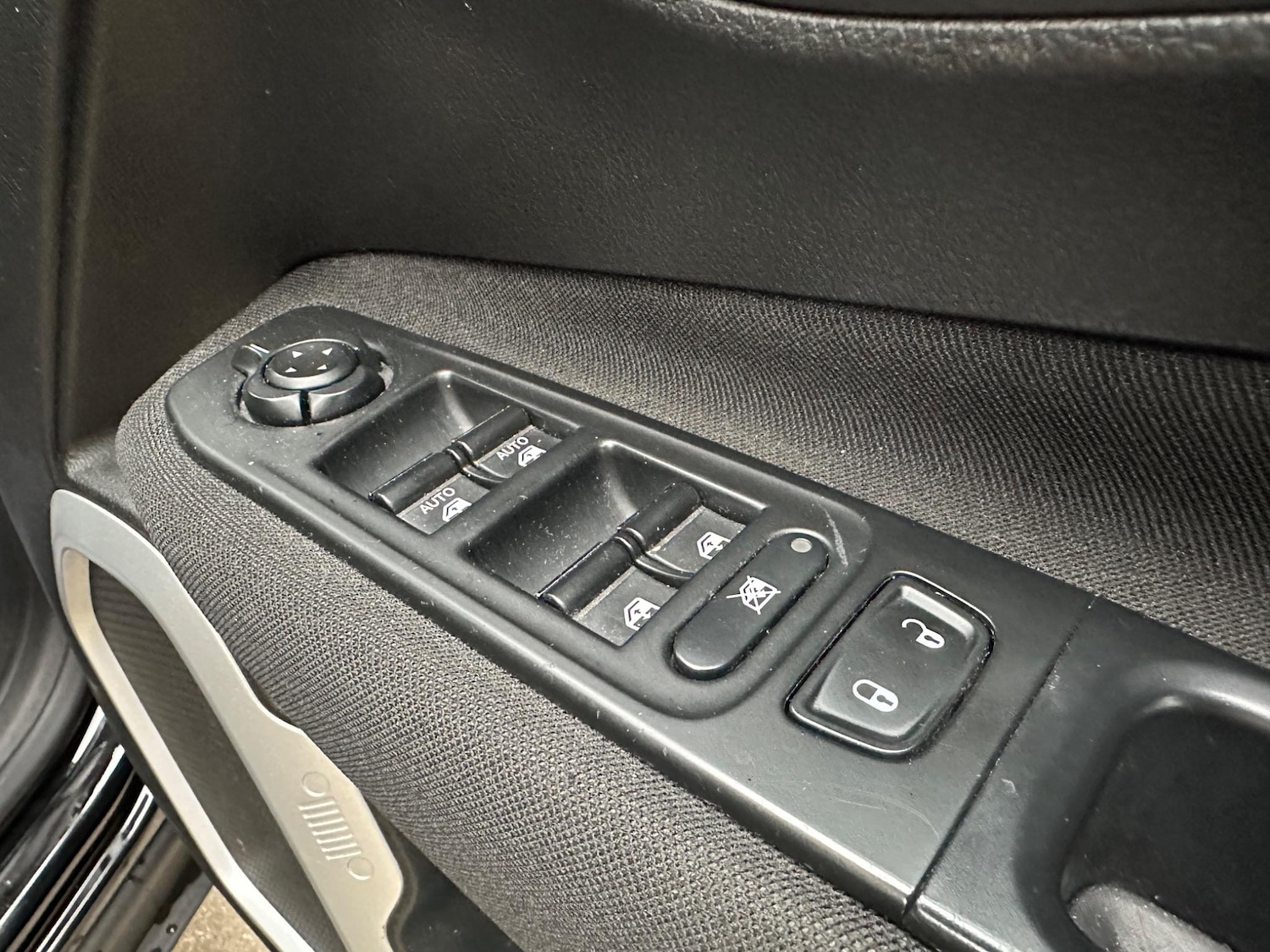 Used Jeep Renegade 2017 for sale - 76042032: Photo 25