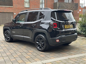 Used Jeep Renegade 2017 for sale - 76042032: Photo 2