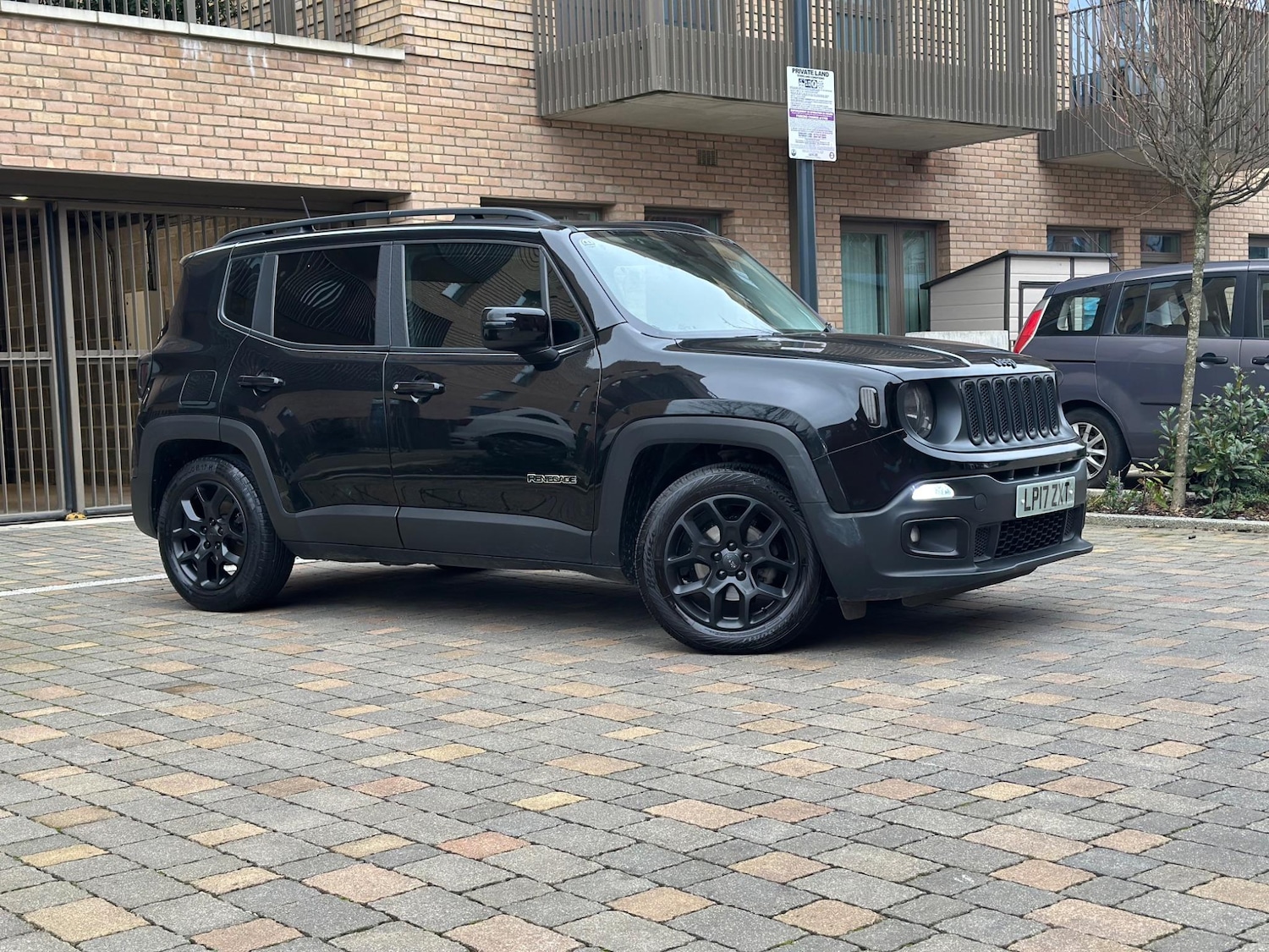 Used Jeep Renegade 2017 for sale - 76042032: Photo 7