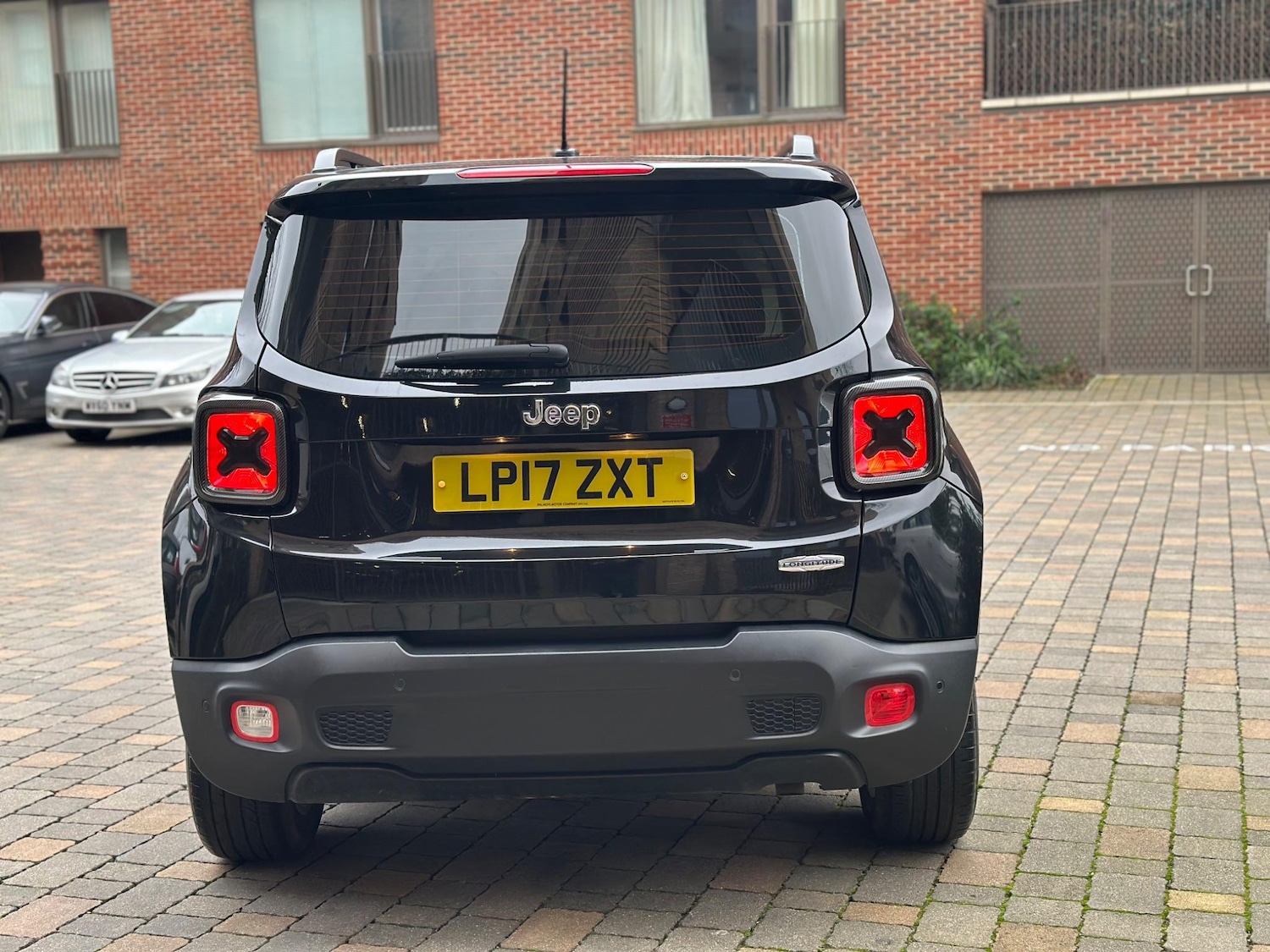 Used Jeep Renegade 2017 for sale - 76042032: Photo 9
