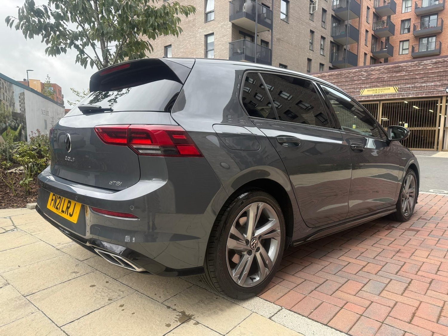 Used Volkswagen Golf 2021 for sale - 76336122: Photo 28