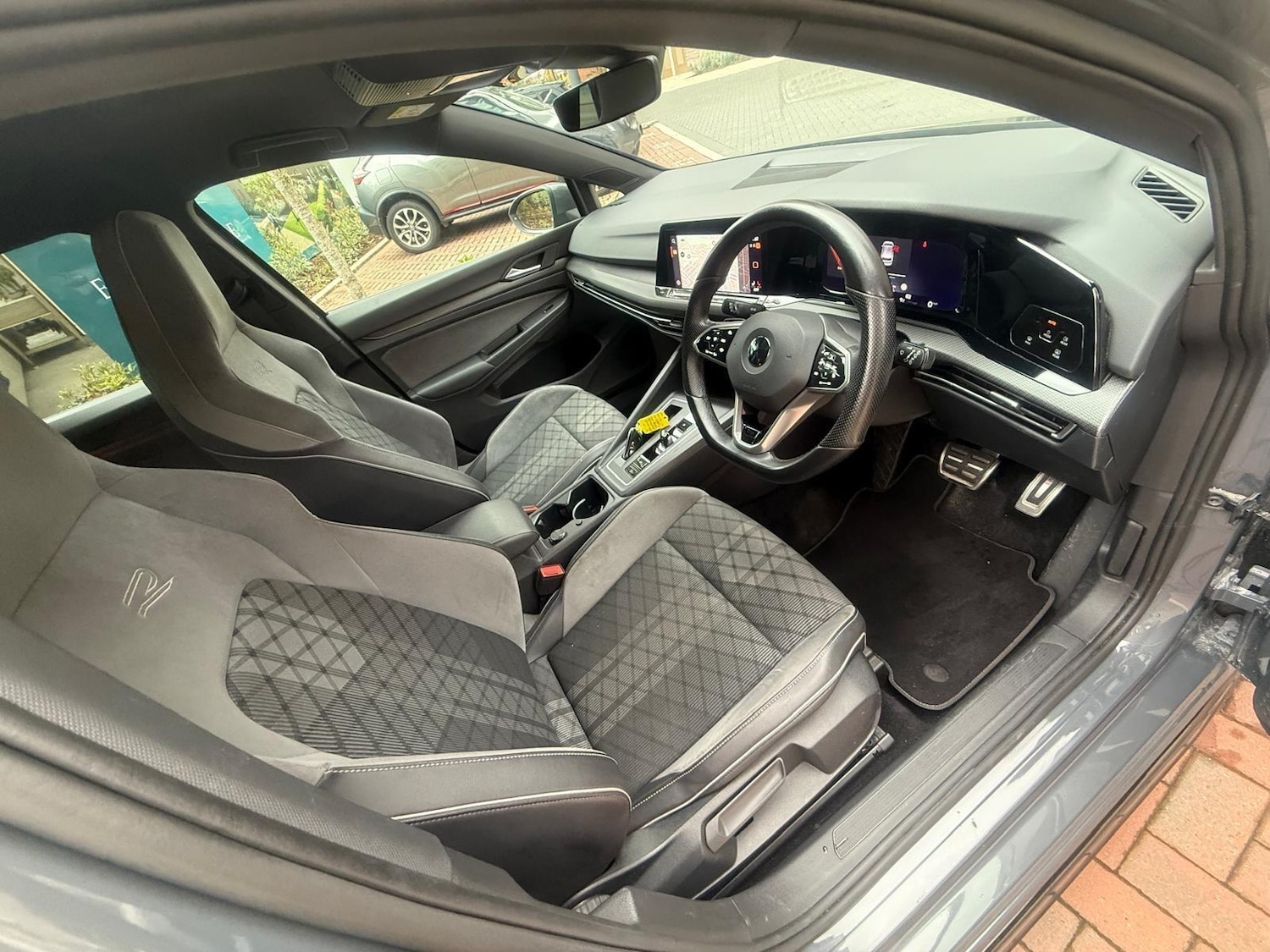Used Volkswagen Golf 2021 for sale - 76336122: Photo 4