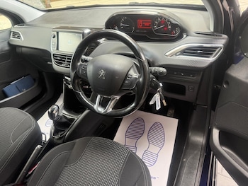 Used Peugeot 208 2019 for sale - 76371566: Photo