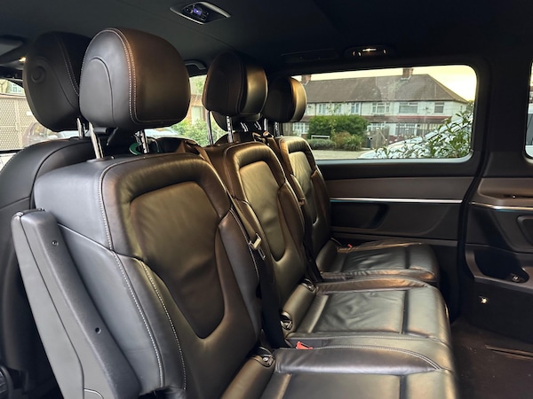Used Mercedes-Benz V-Class 2018 for sale - 74690852: Photo 30