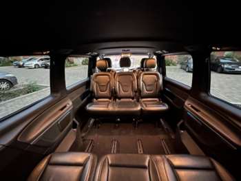 Used Mercedes-Benz V-Class 2018 for sale - 74690852: Photo