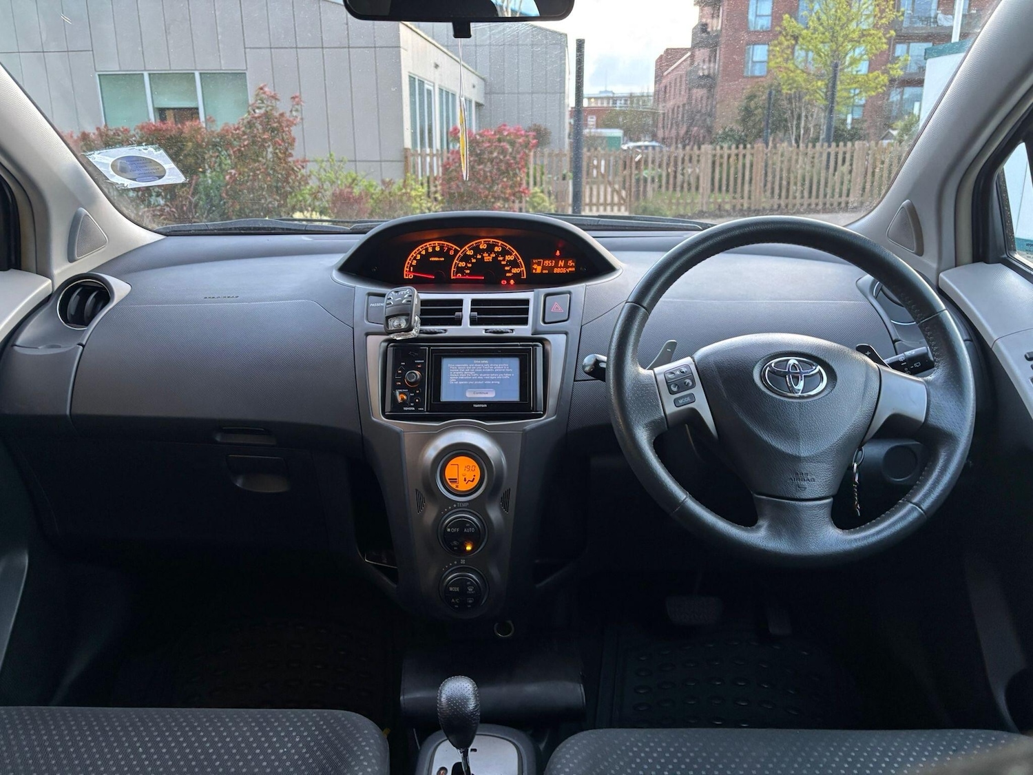 Used Toyota Yaris for sale - 78135876: Photo 34