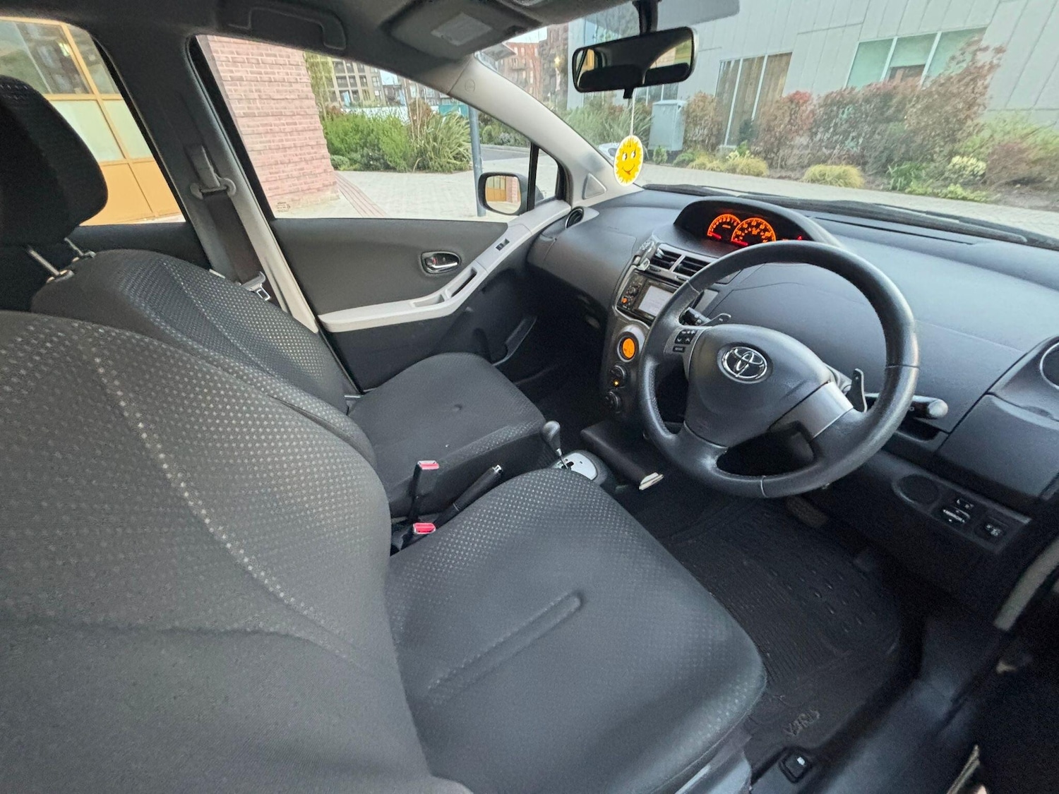 Used Toyota Yaris for sale - 78135876: Photo 37