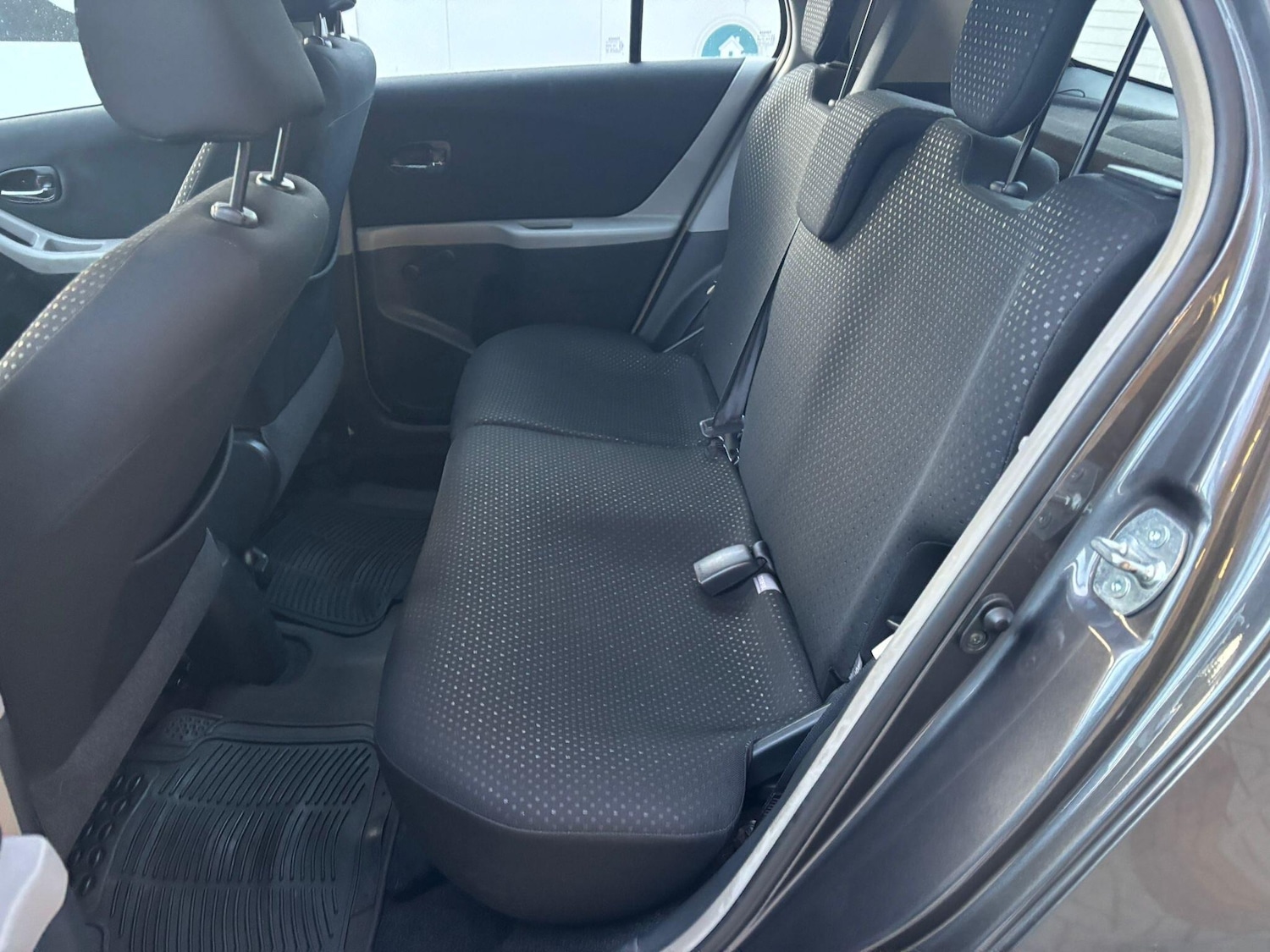 Used Toyota Yaris for sale - 78135876: Photo 39