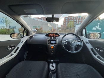 Used Toyota Yaris 2011 for sale - 78135876: Photo