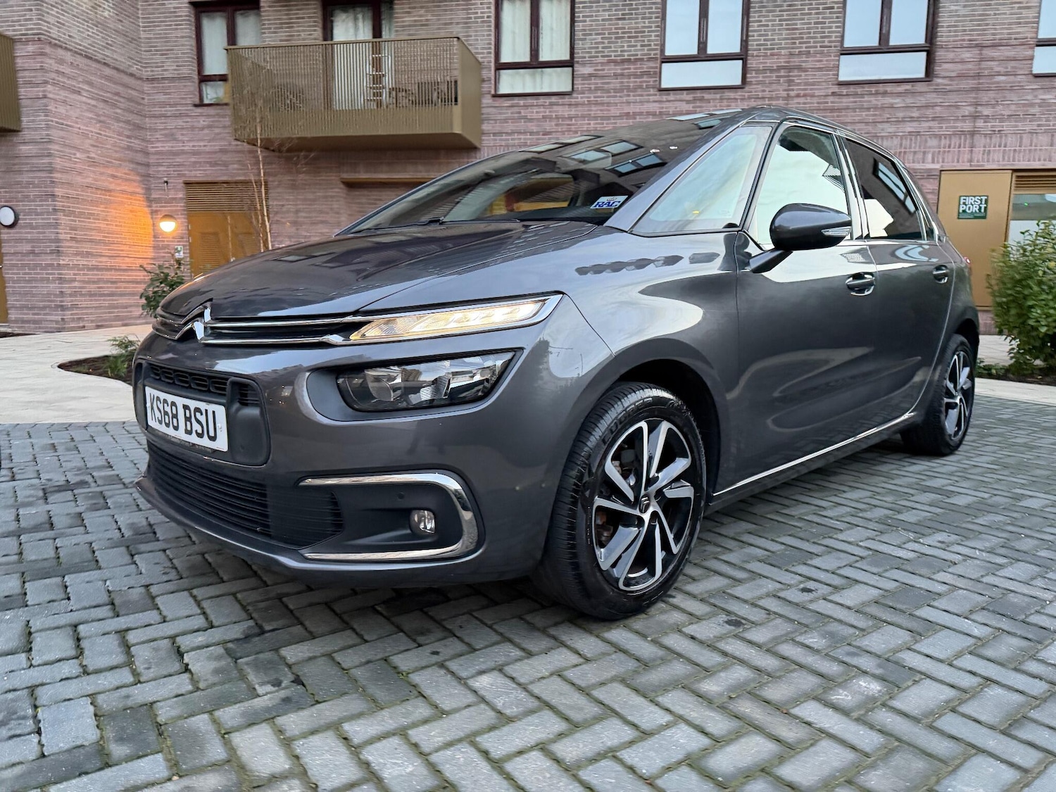 Used Citroen C4 2018 for sale - 76802215: Photo 14