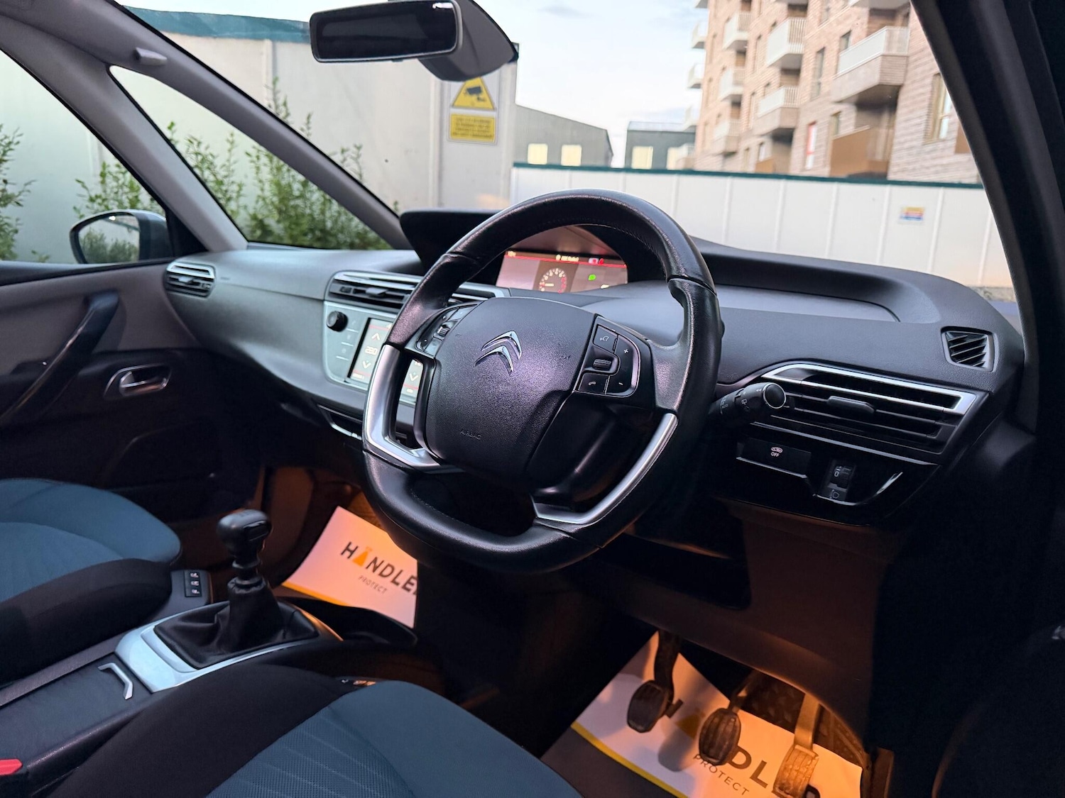 Used Citroen C4 2018 for sale - 76802215: Photo 23