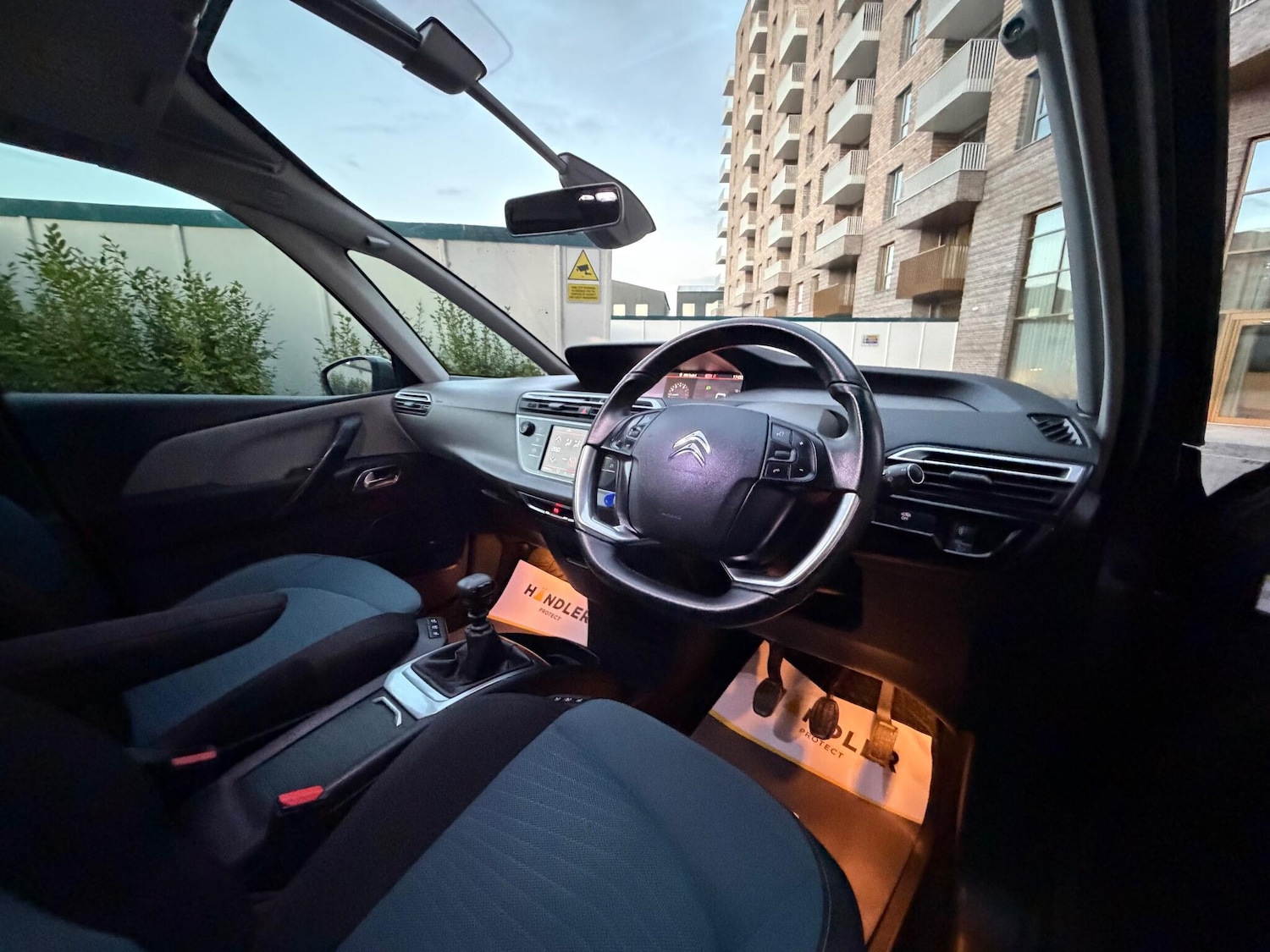 Used Citroen C4 2018 for sale - 76802215: Photo 24