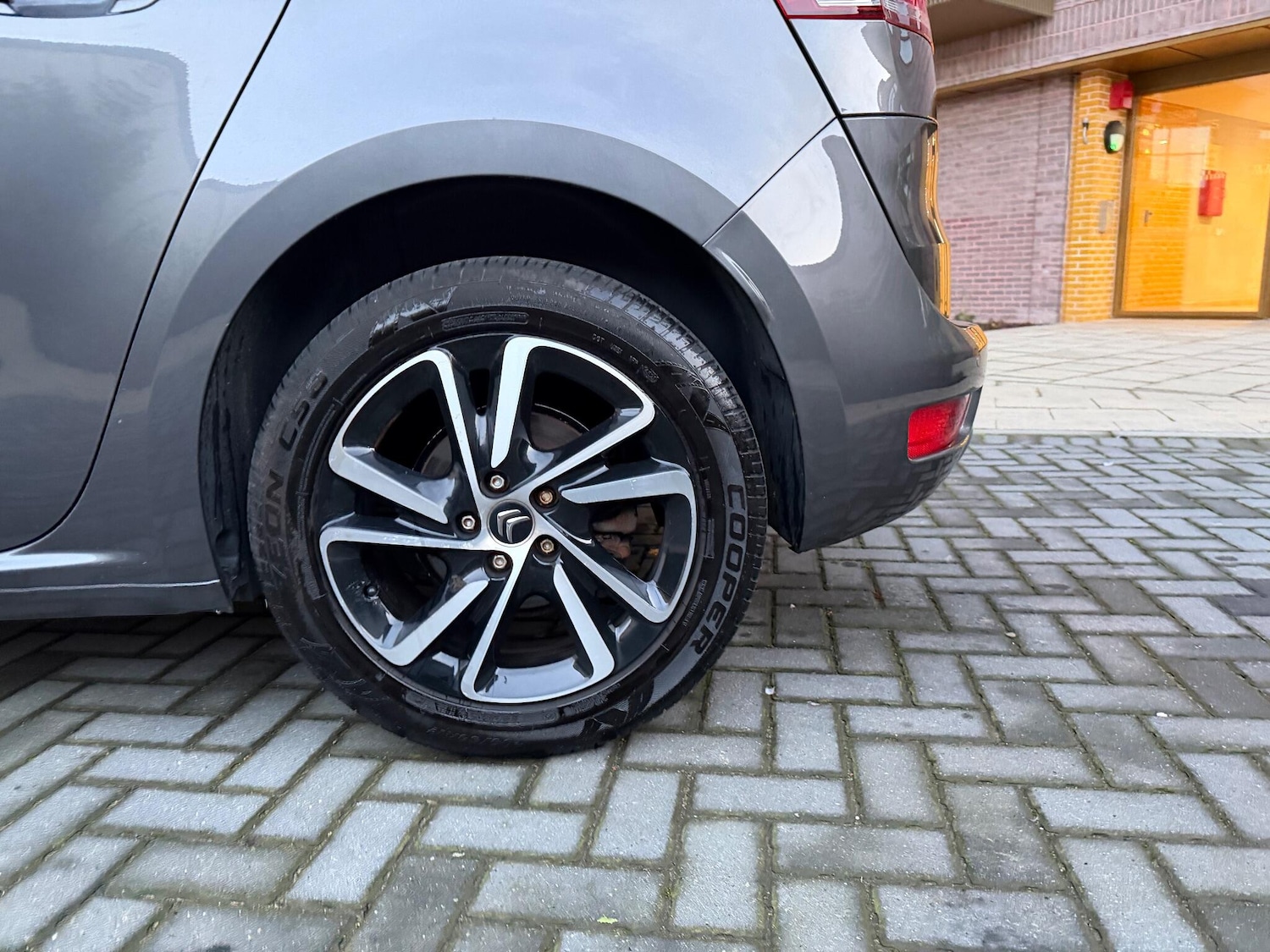 Used Citroen C4 2018 for sale - 76802215: Photo 34