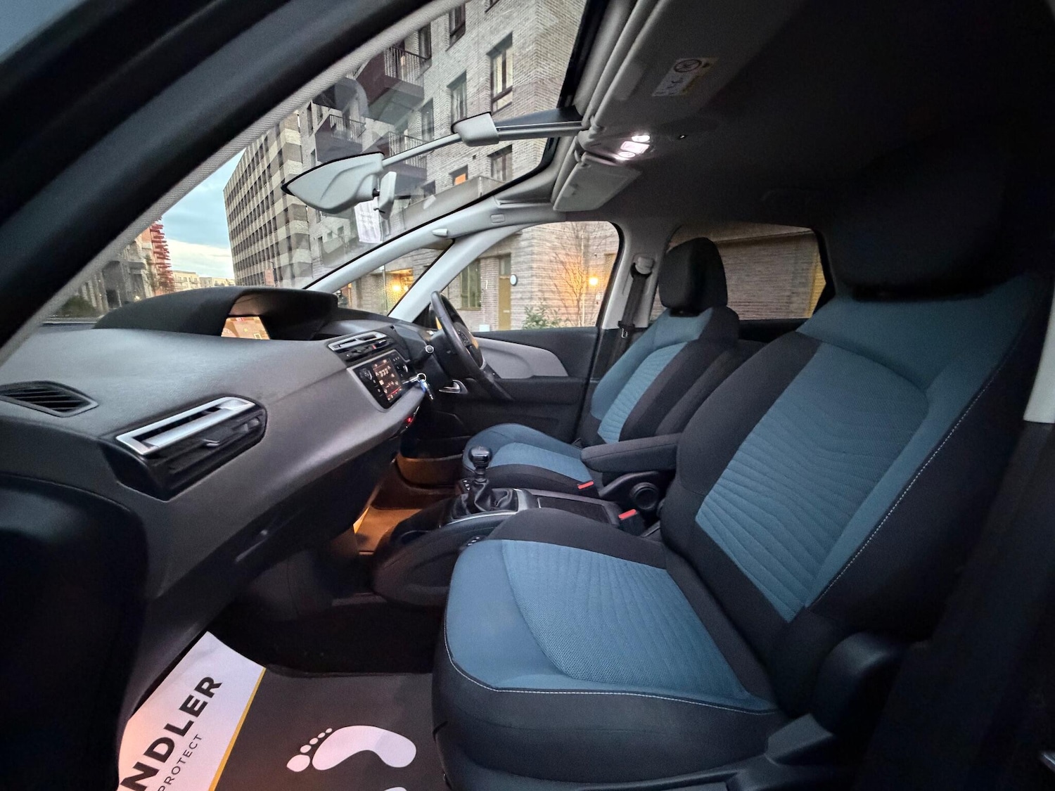 Used Citroen C4 2018 for sale - 76802215: Photo 41