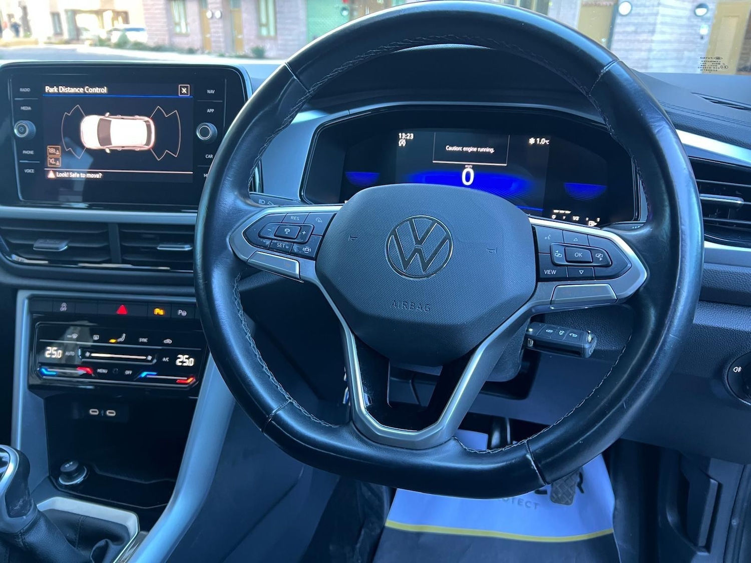 Used Volkswagen T-Roc 2023 for sale - 77109513: Photo 15