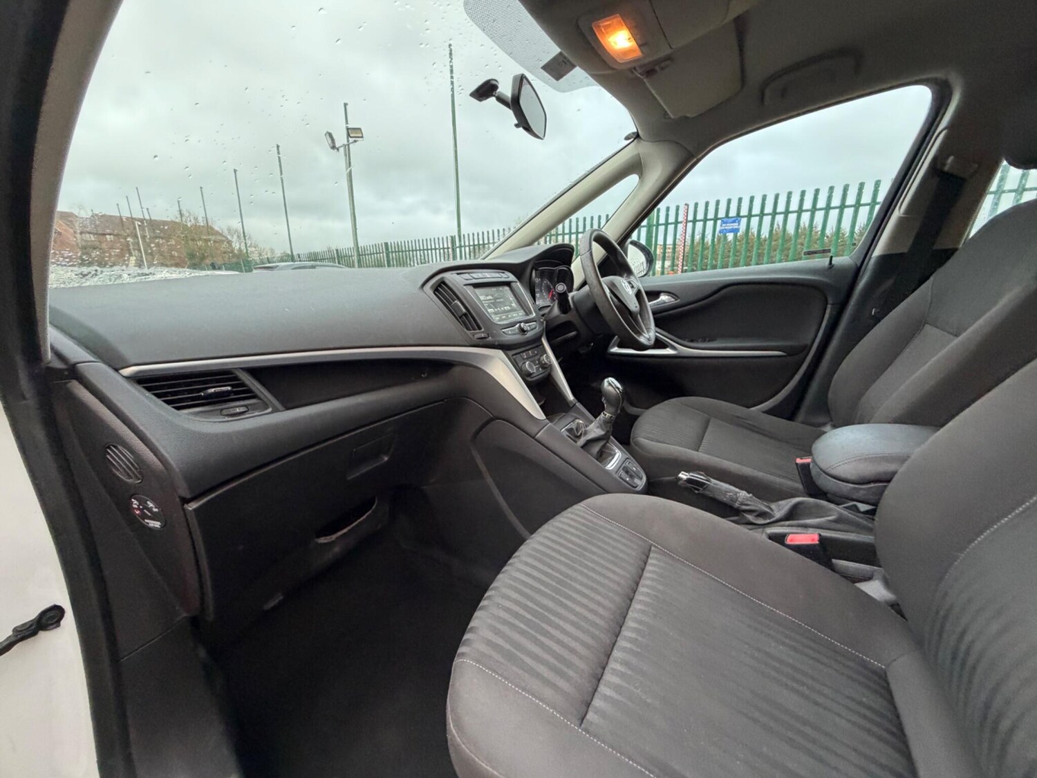 Used Vauxhall Zafira 2017 for sale - 77484219: Photo 28