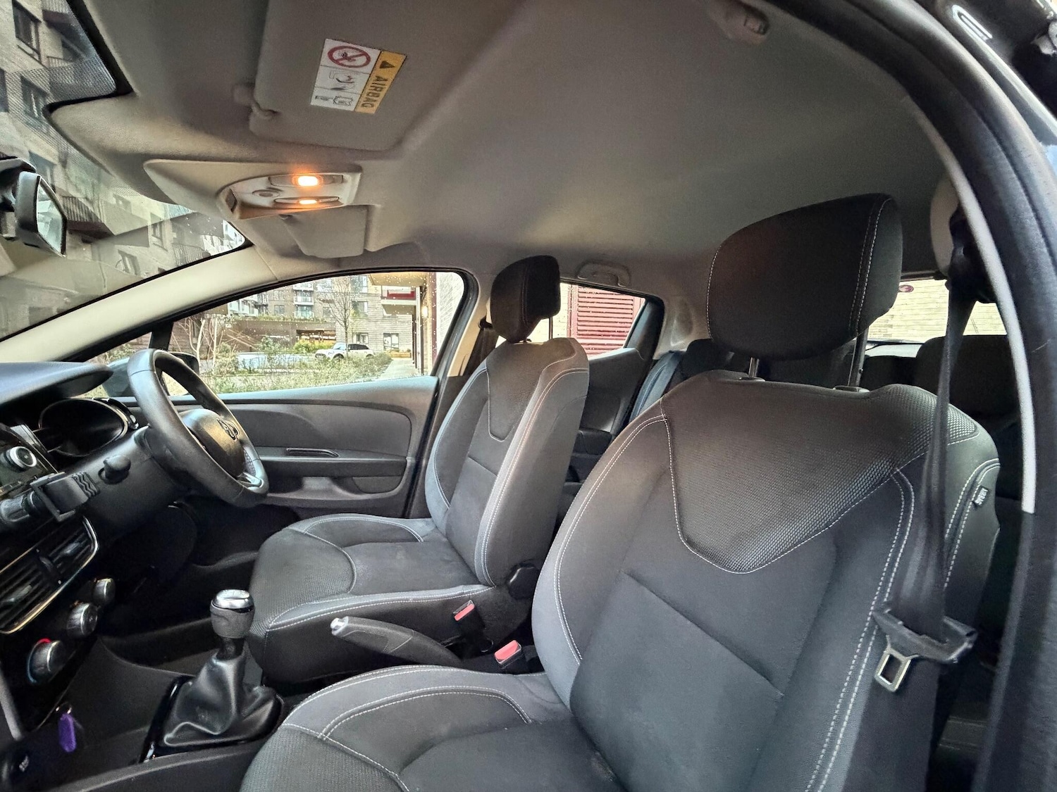 Used Renault Clio 2019 for sale - 76855673: Photo 22