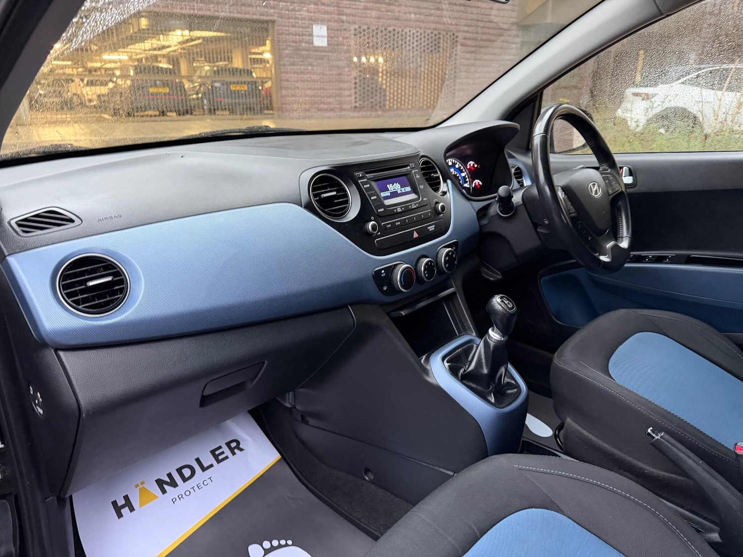 Used Hyundai i10 2014 for sale - 76781627: Photo 17