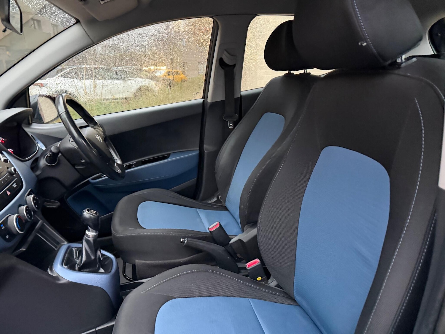 Used Hyundai i10 2014 for sale - 76781627: Photo 20