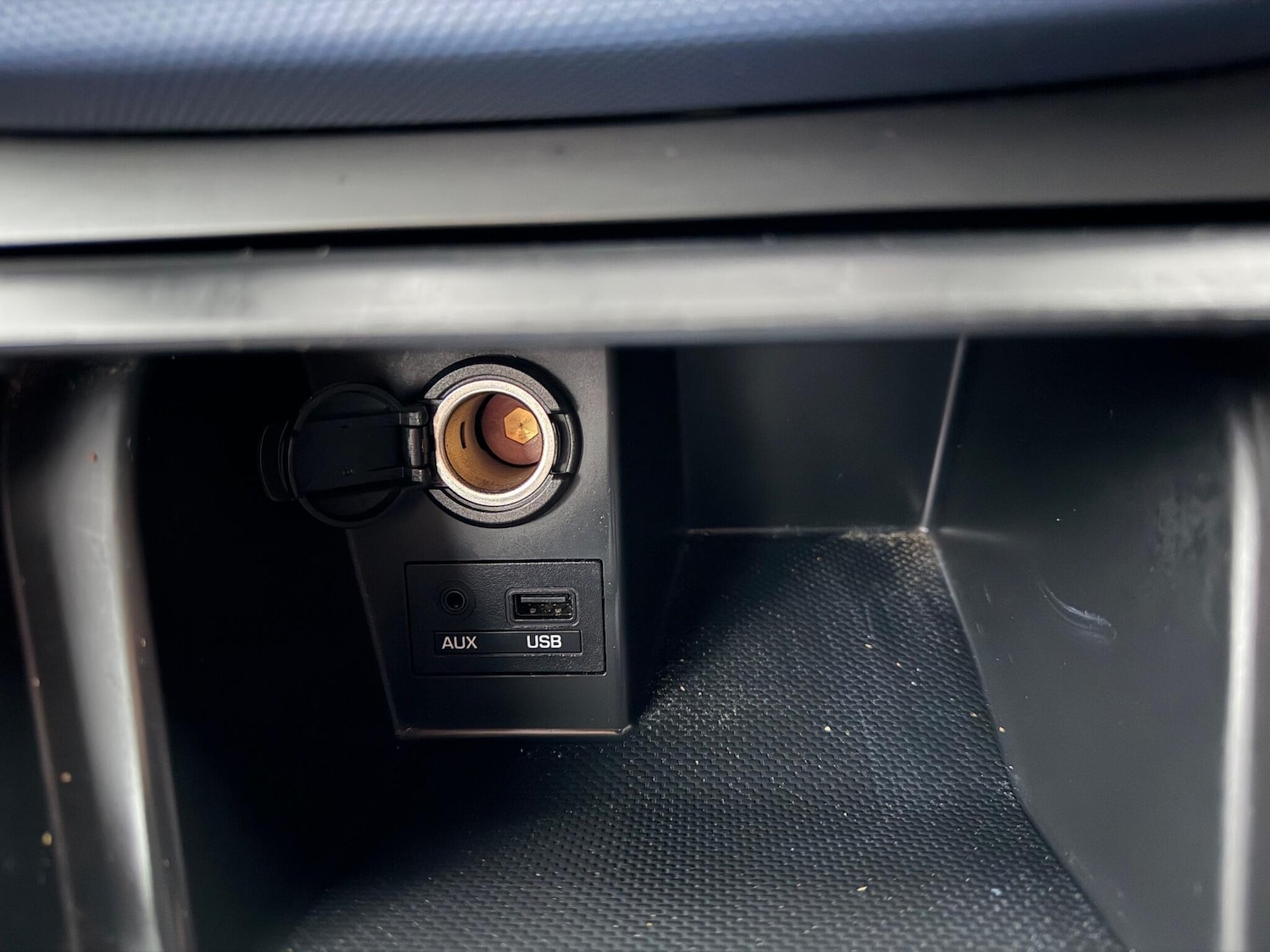 Used Hyundai i10 2014 for sale - 76781627: Photo 30