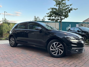Used Volkswagen Golf 2019 for sale - 75459055: Photo
