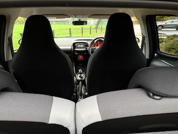 Used Toyota AYGO 2018 for sale - 79388253: Photo