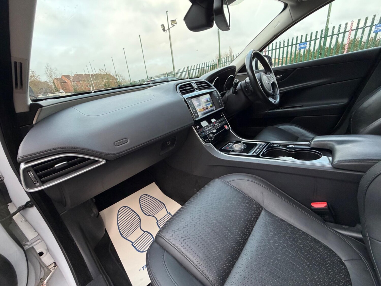 Used Jaguar XE for sale - 77484387: Photo 20