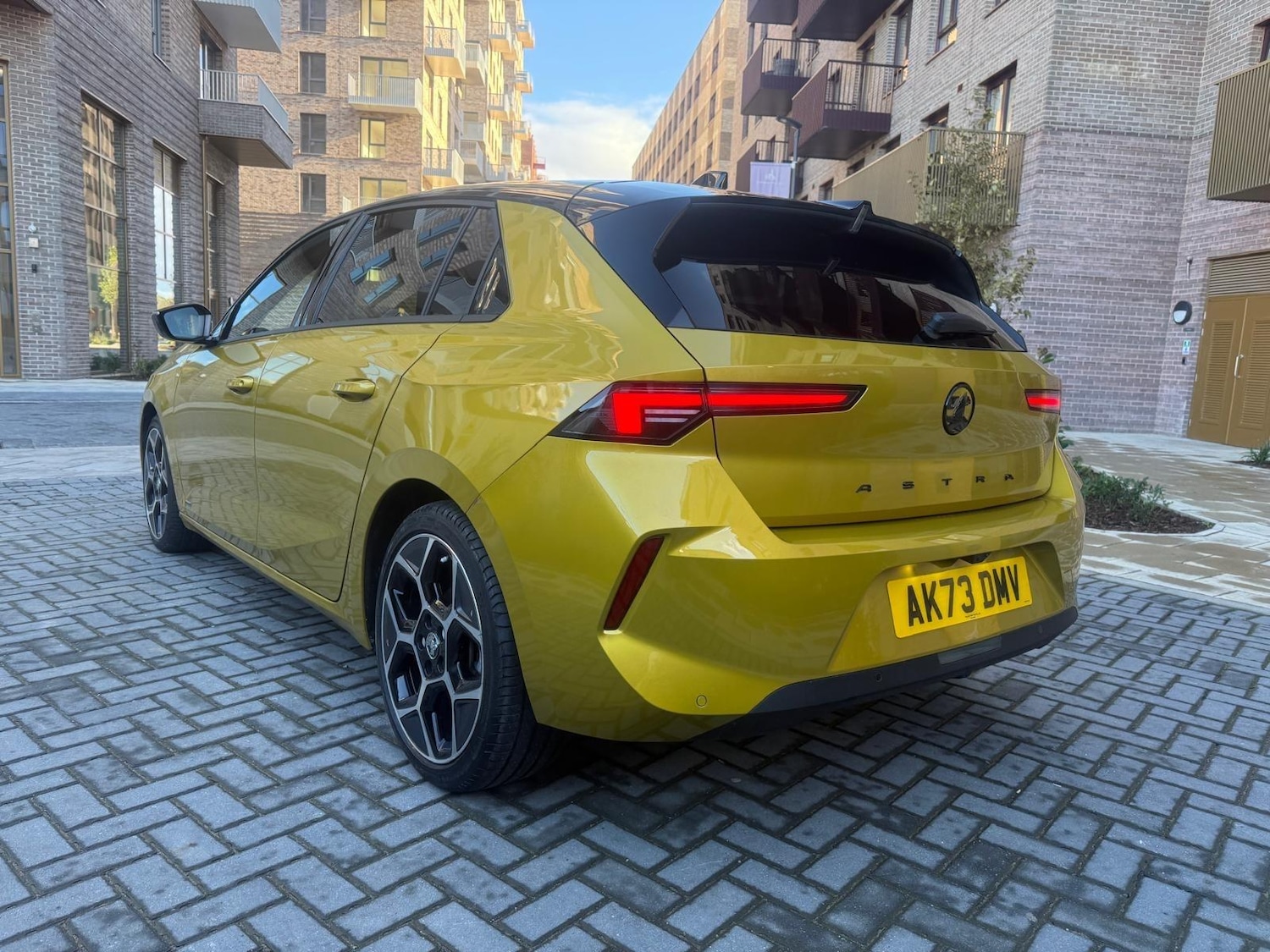 Used Vauxhall Astra 2023 for sale - 76388119: Photo 2