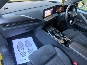 Used Vauxhall Astra 2023 for sale - 76388119: Photo