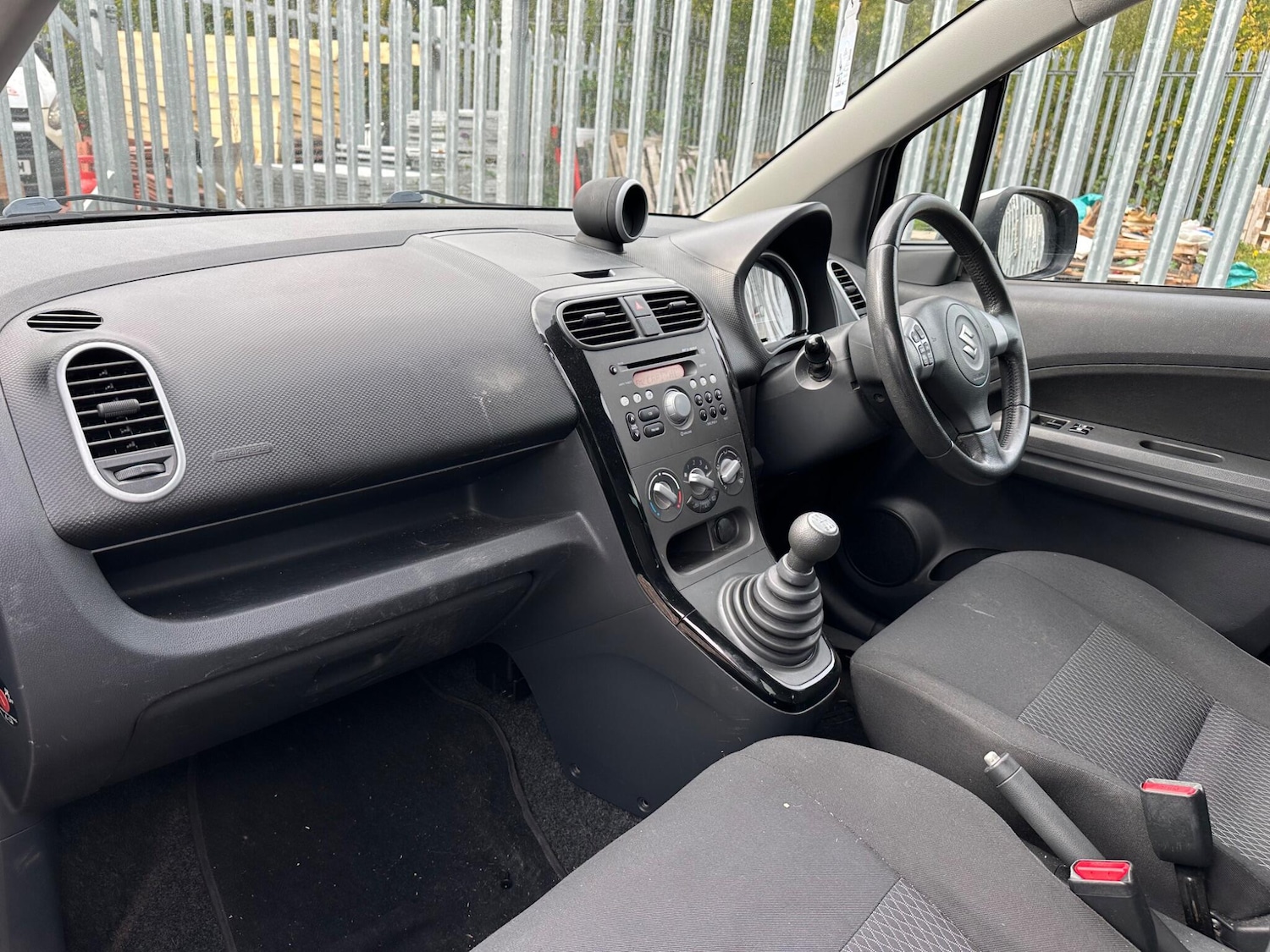 Used Suzuki Swift 2012 for sale - 76167095: Photo 7