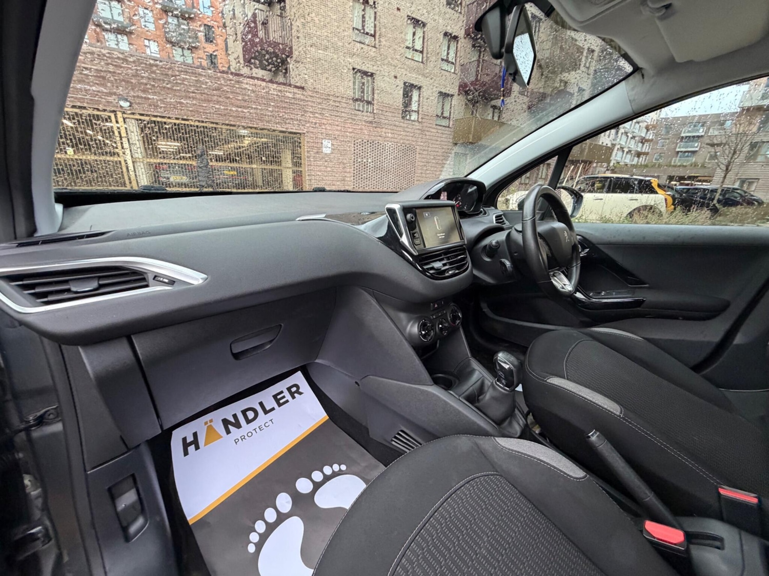 Used Peugeot 208 2016 for sale - 77396076: Photo 22