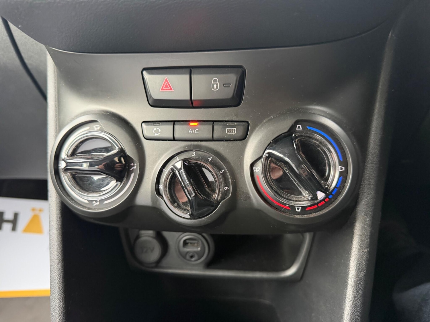 Used Peugeot 208 2016 for sale - 77396076: Photo 27