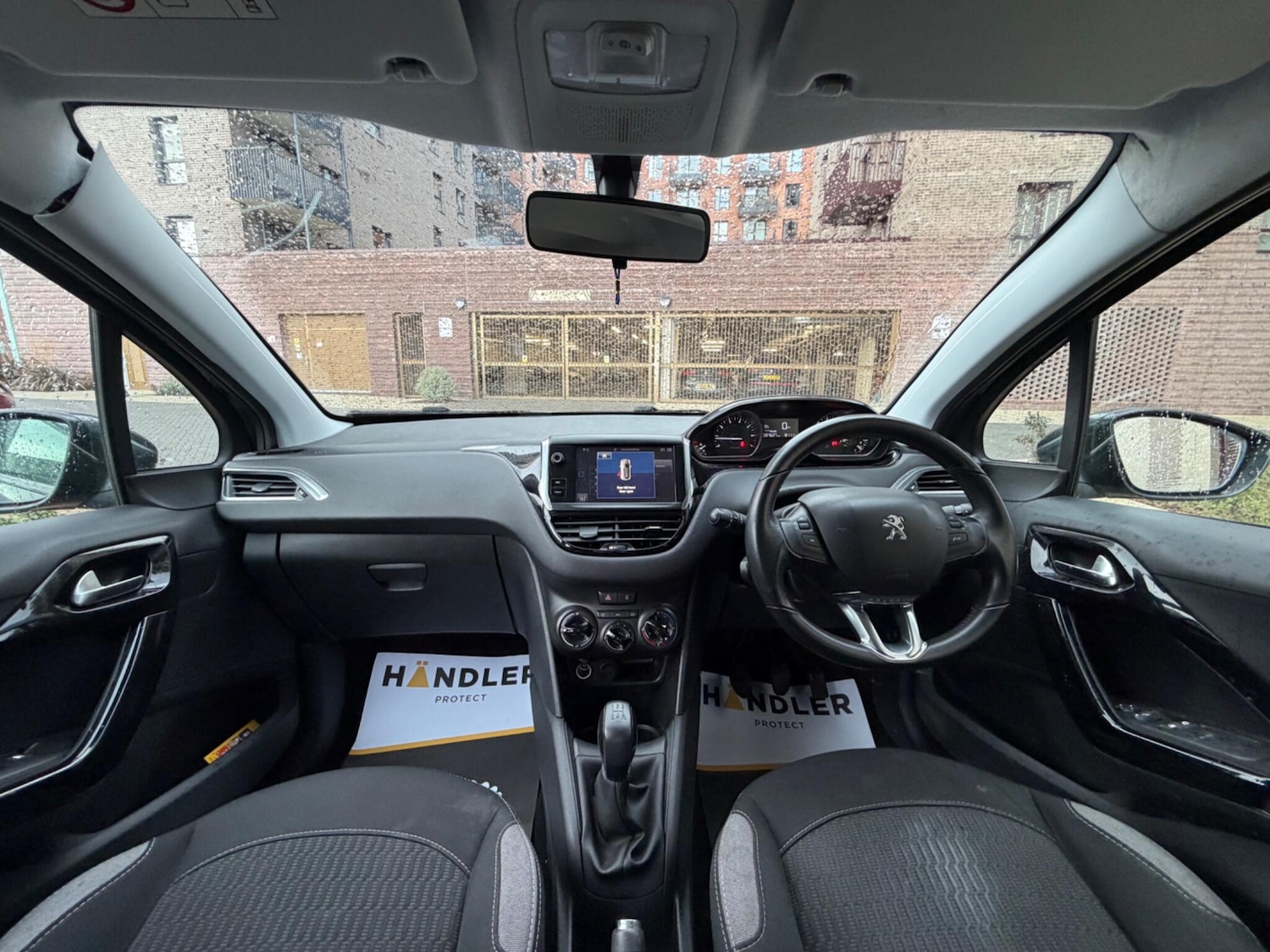 Used Peugeot 208 2016 for sale - 77396076: Photo 4