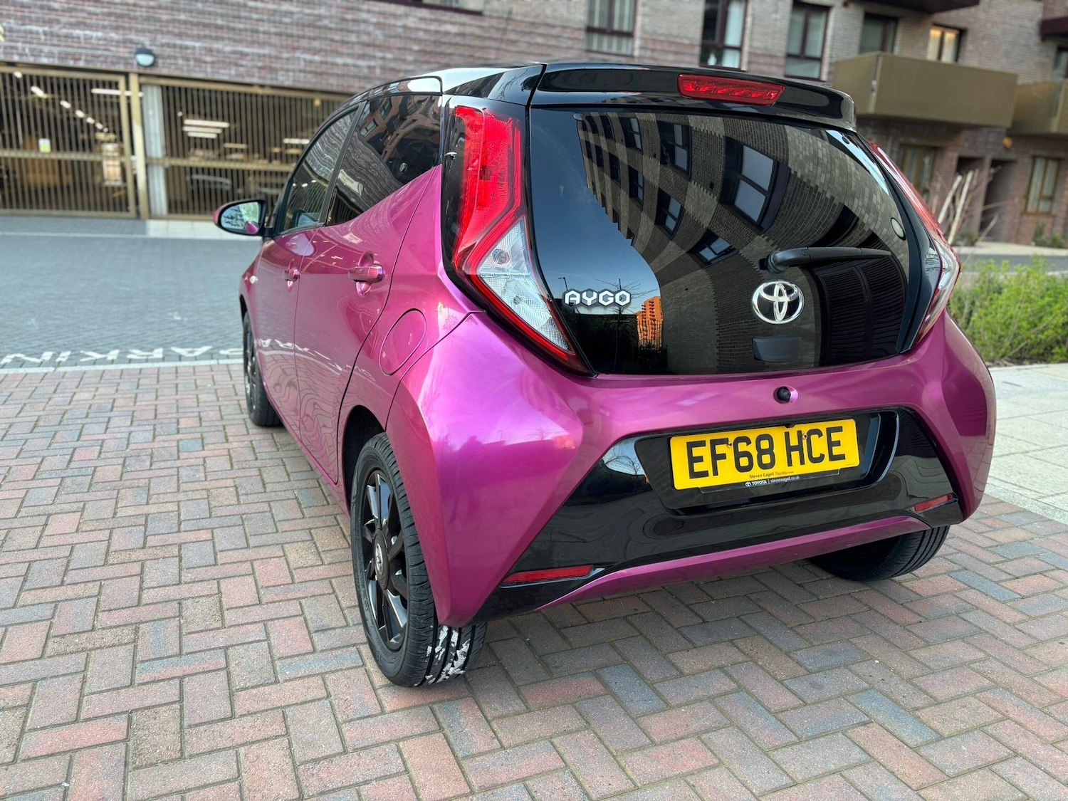 Used Toyota AYGO for sale - 77957691: Photo 25