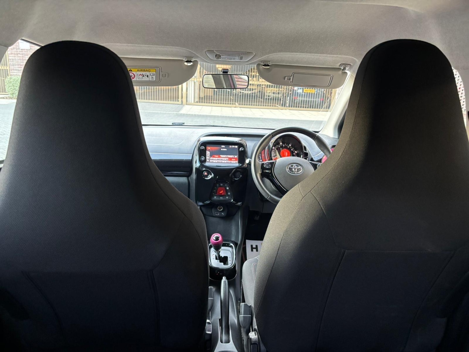 Used Toyota AYGO for sale - 77957691: Photo 34