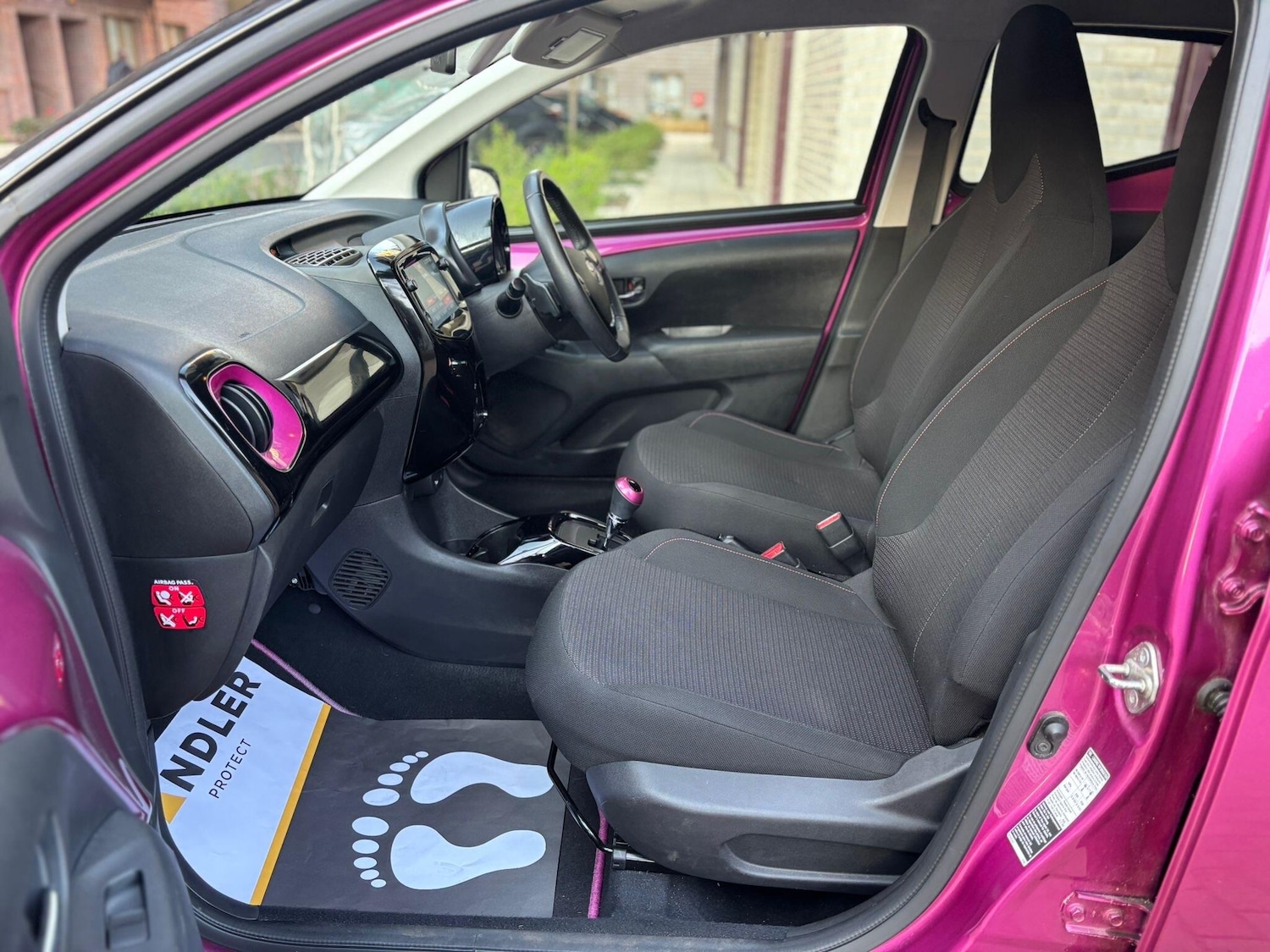 Used Toyota AYGO for sale - 77957691: Photo 48