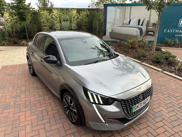 Used Peugeot E-208 2021 for sale - 76121873: Photo 17