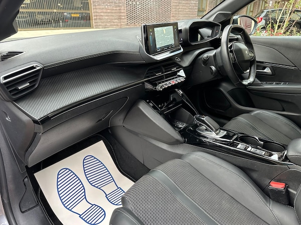 Used Peugeot E-208 2021 for sale - 76121873: Photo 3