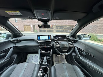Used Peugeot E-208 2021 for sale - 76121873: Photo